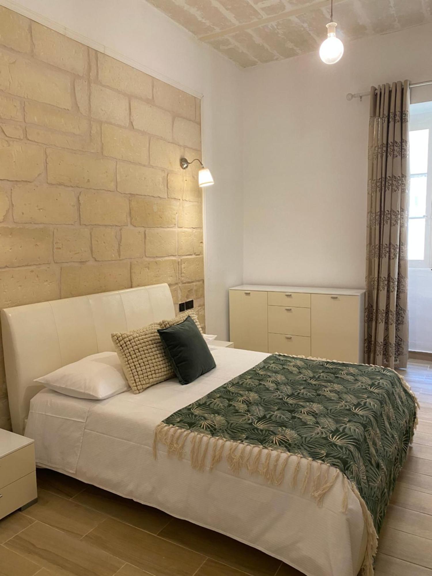 Stylish Typical Maltese Getaway Close To The Sea Sliema Exteriér fotografie